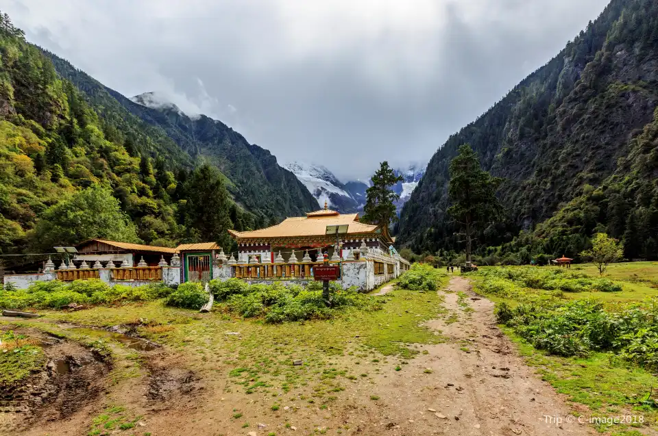 4_Yubeng Village