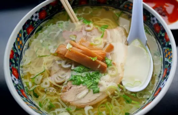 Menchuubo Ajisai Main Branch