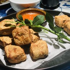 Guimanlong (dejiguangchang) User Photo