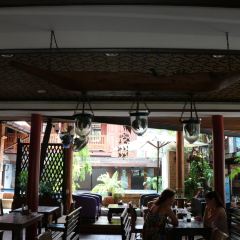 Tony's Place 여행 사진