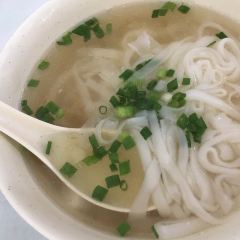 Sister Wah 여행 사진