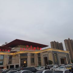 楼中楼酒店(汴梁小宋城店) User Photo