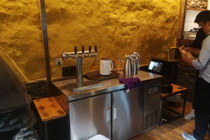 那木萨·牦牛王精酿复古餐吧