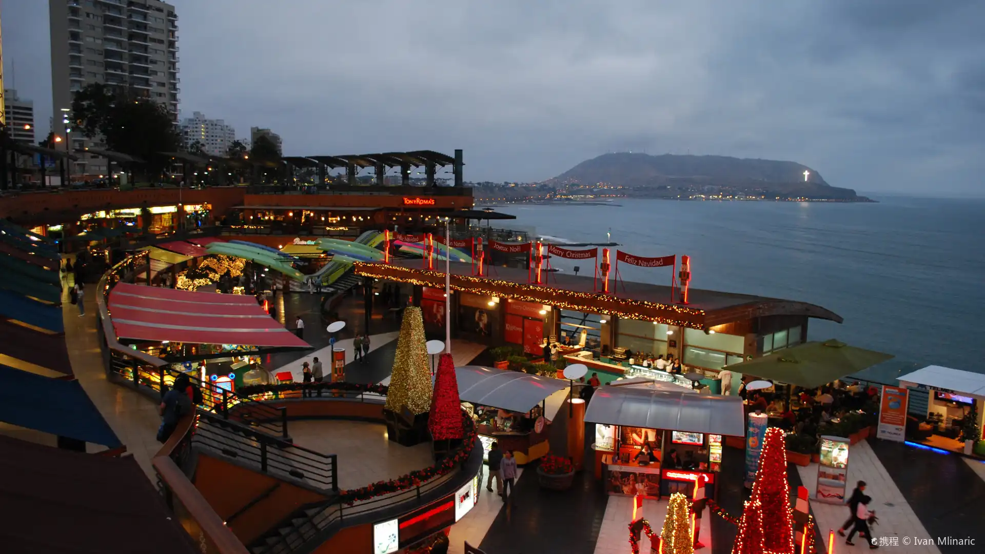 Hotels near Larcomar