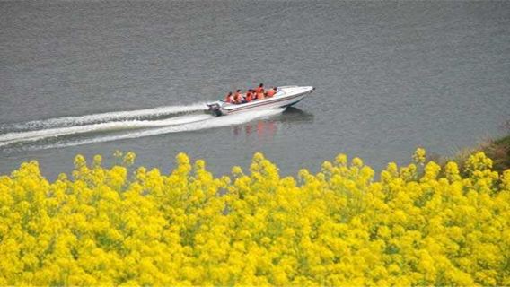Liquan Lake