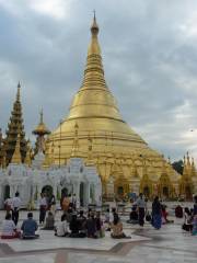 Zina Man Aung Pagoda