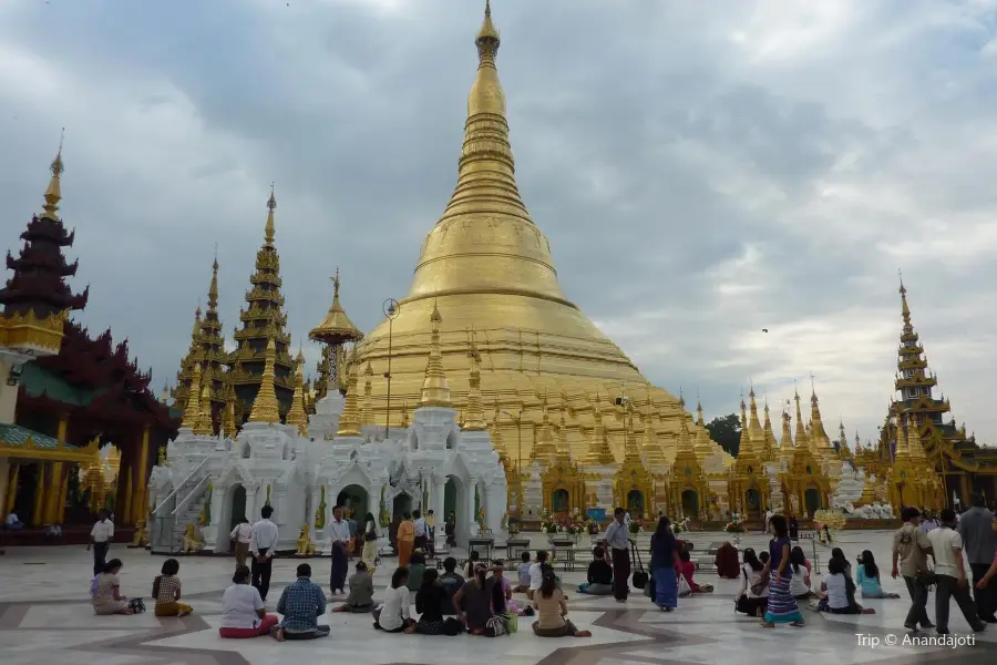 Zina Man Aung Pagoda