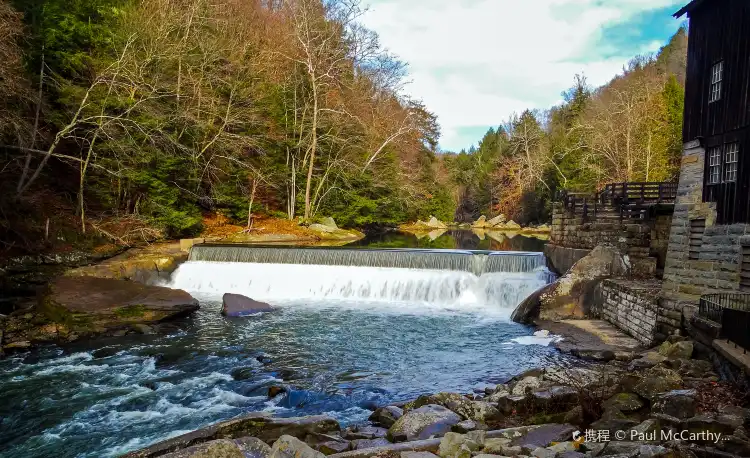 Hotels in Lawrence County
