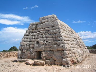 Naveta des Tudons