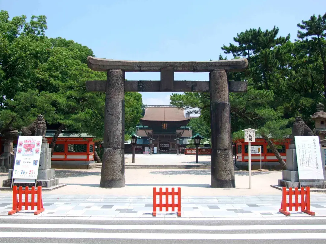 2_Hakozakigu Shrine
