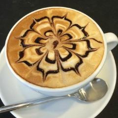 Livv Pattaya Finest Food & Drinks User Photo