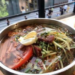 LAO BAN NIANG DE KAO ROU DIAN MO DA JIN JIE DIAN User Photo