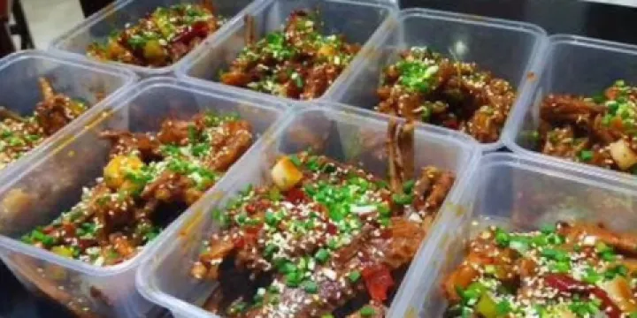 馮大師鴨爪爪特色火鍋(晴隆店)