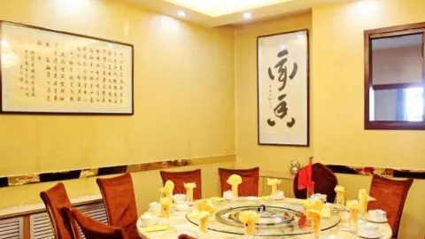 天御一品炖羊肉(灏安小区店) in Yulin