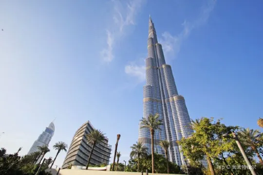 Burj Khalifa Guide: See the World from the Top