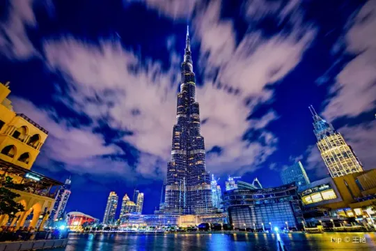Burj Khalifa Guide: See the World from the Top