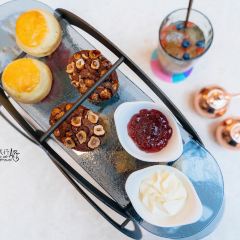 M One Cafe Daan User Photo