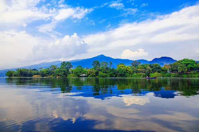 Pokhara, Nepal: A Paradise for Outdoor Enthusiasts