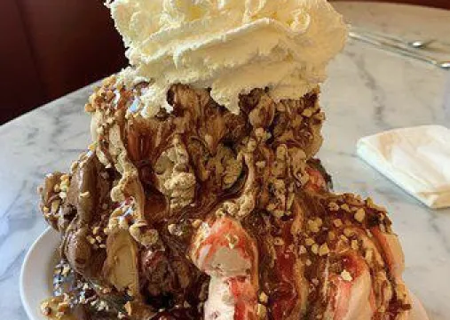 Fentons Creamery and Restaurant