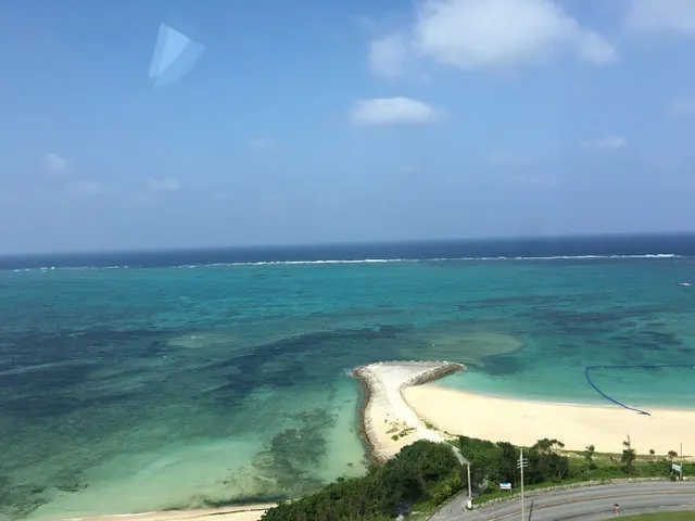 Enjoy the Beautiful Emerald Sea, and 7 Special Resort Hotels in Okinawa