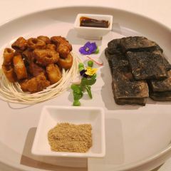 Xunwei Jinling Shiercai (Lao East Gate Store) 여행 사진