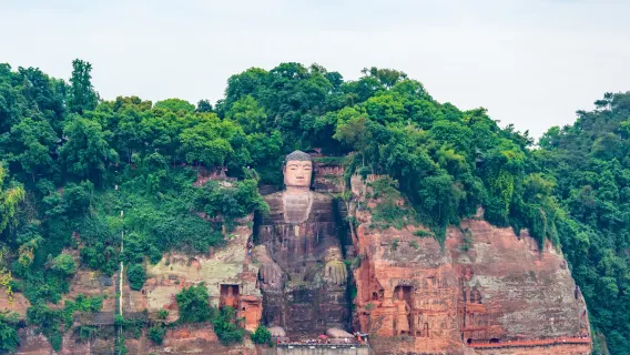Leshan Tour Guide [Leshan Giant Buddha·Emei Mountain·Guo Moruo's Former Residence Fully Accompanied·Itinerary Customization·Butler Service·Global Travel Photography]