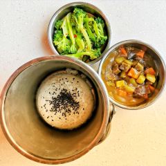 鹭岛面包坊(板塘店) User Photo