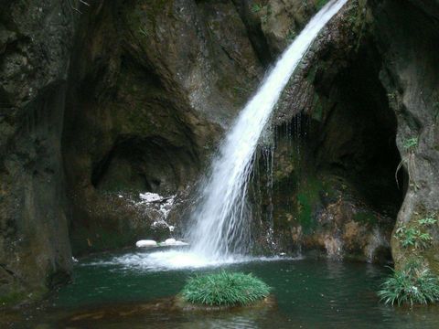 Suolong Waterfall