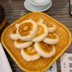 自游人·美食一楼 User Photo