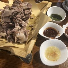 蒙艾里民族传统菜蒙餐 User Photo