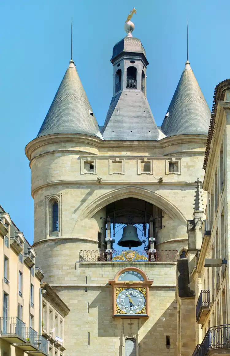 Hotels near Grosse Cloche