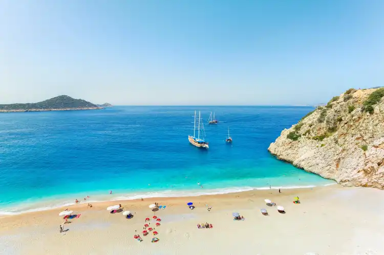 Hotel dekat Antalya Beach