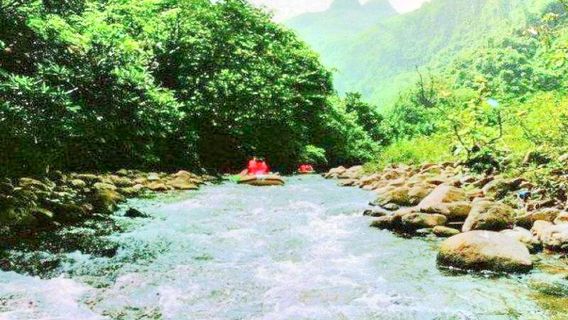 Longyou Grand Canyon Drifting