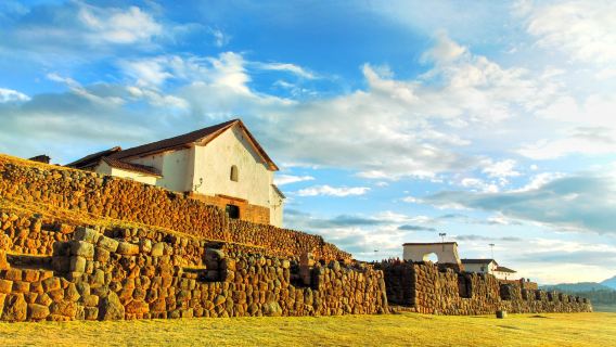 1-day tour to the Sacred Valley in Cusco, Peru [Moraí Rice Terraces and Salt Pans]