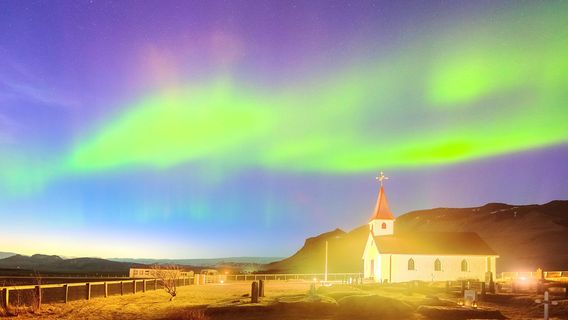 Sundlaugin/Swimming Pool Vík