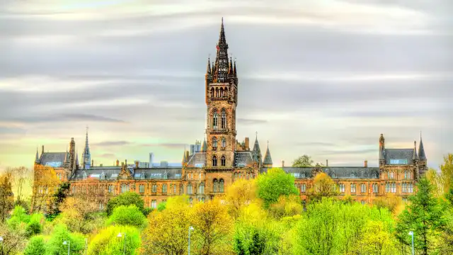 Hotels near University of Glasgow