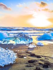 Glacier lagoon