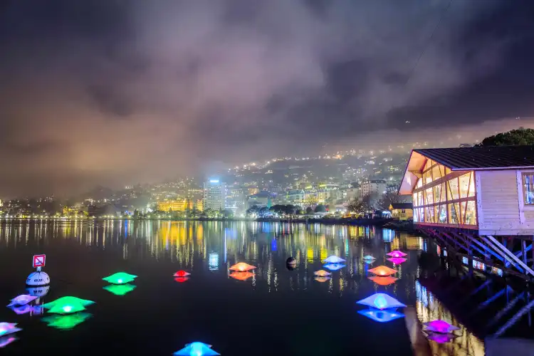 Hotels near Montreux Christmas Village, Switzerland