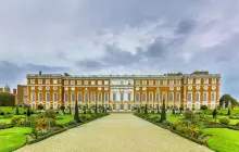 Дворец Хэмптон Корт