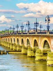 Ponte di pietra di Bordeaux
