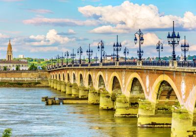 Ponte di pietra di Bordeaux