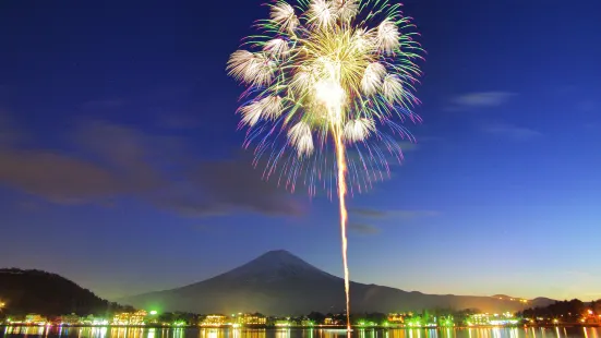 Fujigoko Fireworks Show