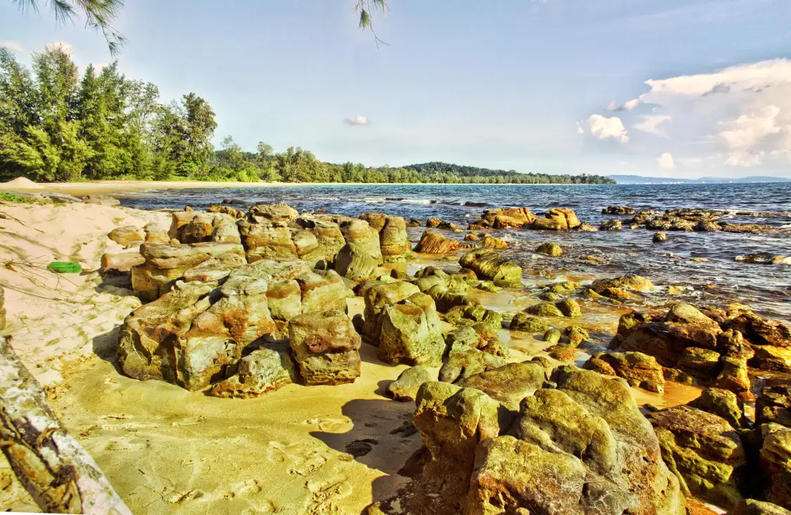 Hotels near Vung Bau Beach