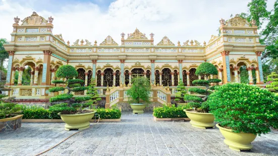 Vinh Trang Pagoda