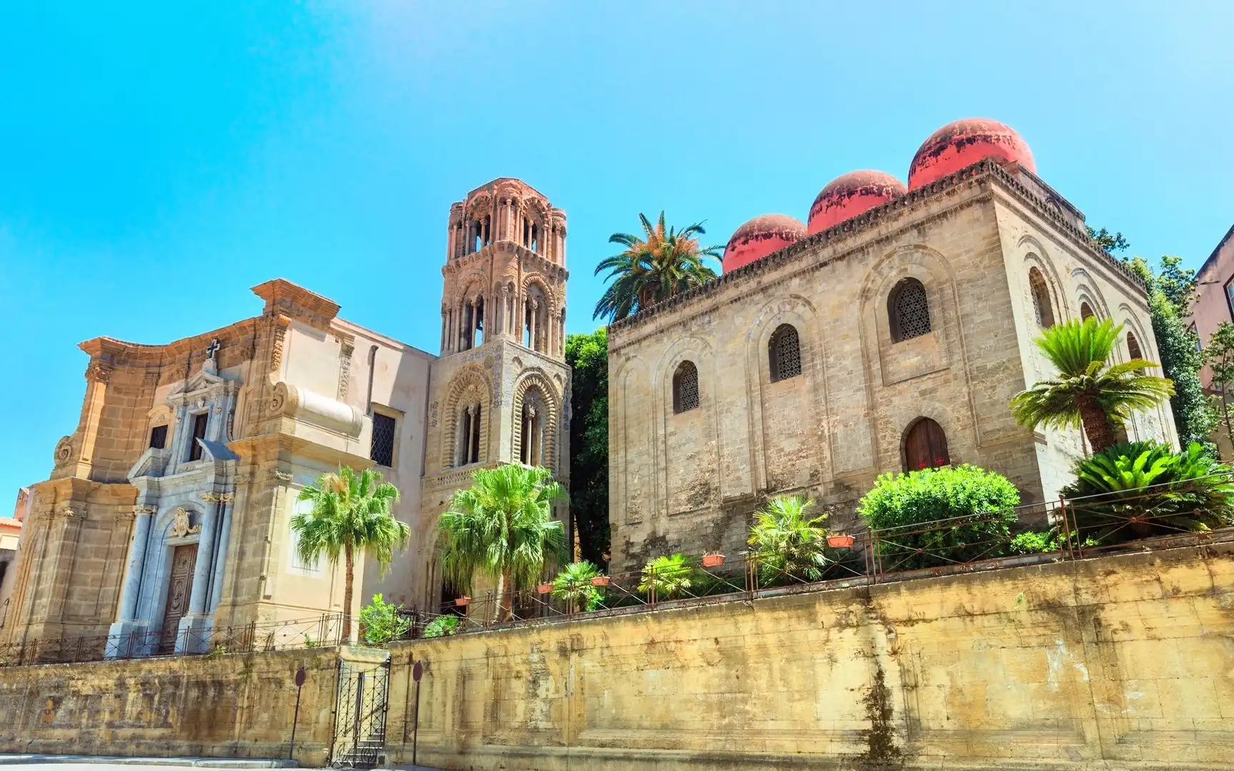 Hotels near Church of Saint Cataldo