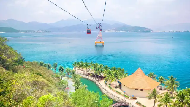 Hotels near Vinpearl Cable Car