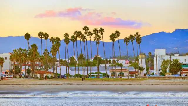 Hotels near Waterfront