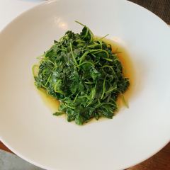 He's House User Photo