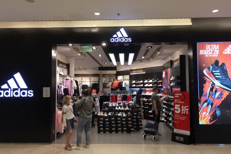 Mall of america adidas cheap store
