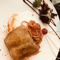 厚街国际大酒店·360度旋转餐厅 User Photo